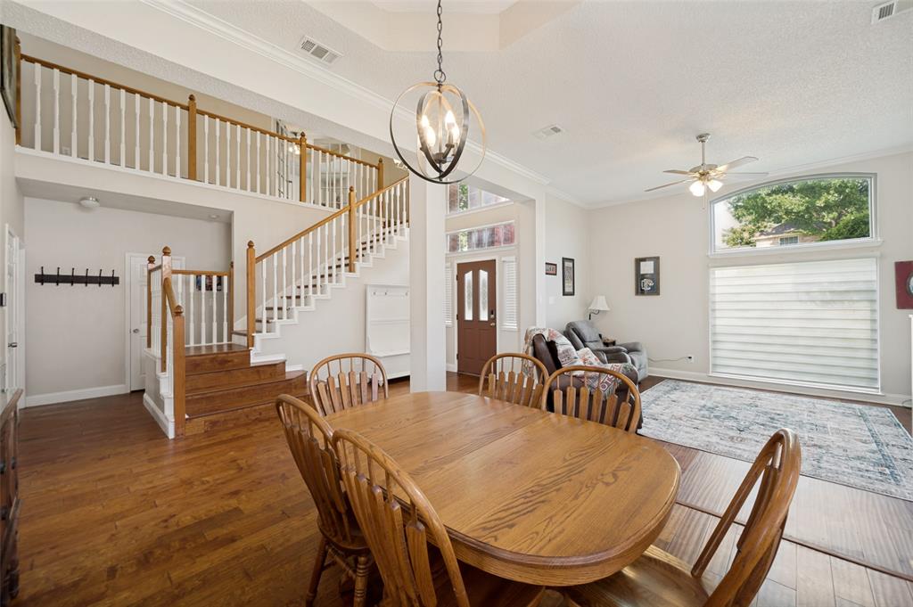 5013 Ridgecrest Drive The Colony, TX 75056 - Photo 5 of 32