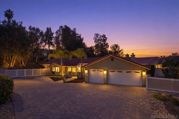 $1,050,000 | 1157 Whispering Highlands Drive, Escondido, CA 92027