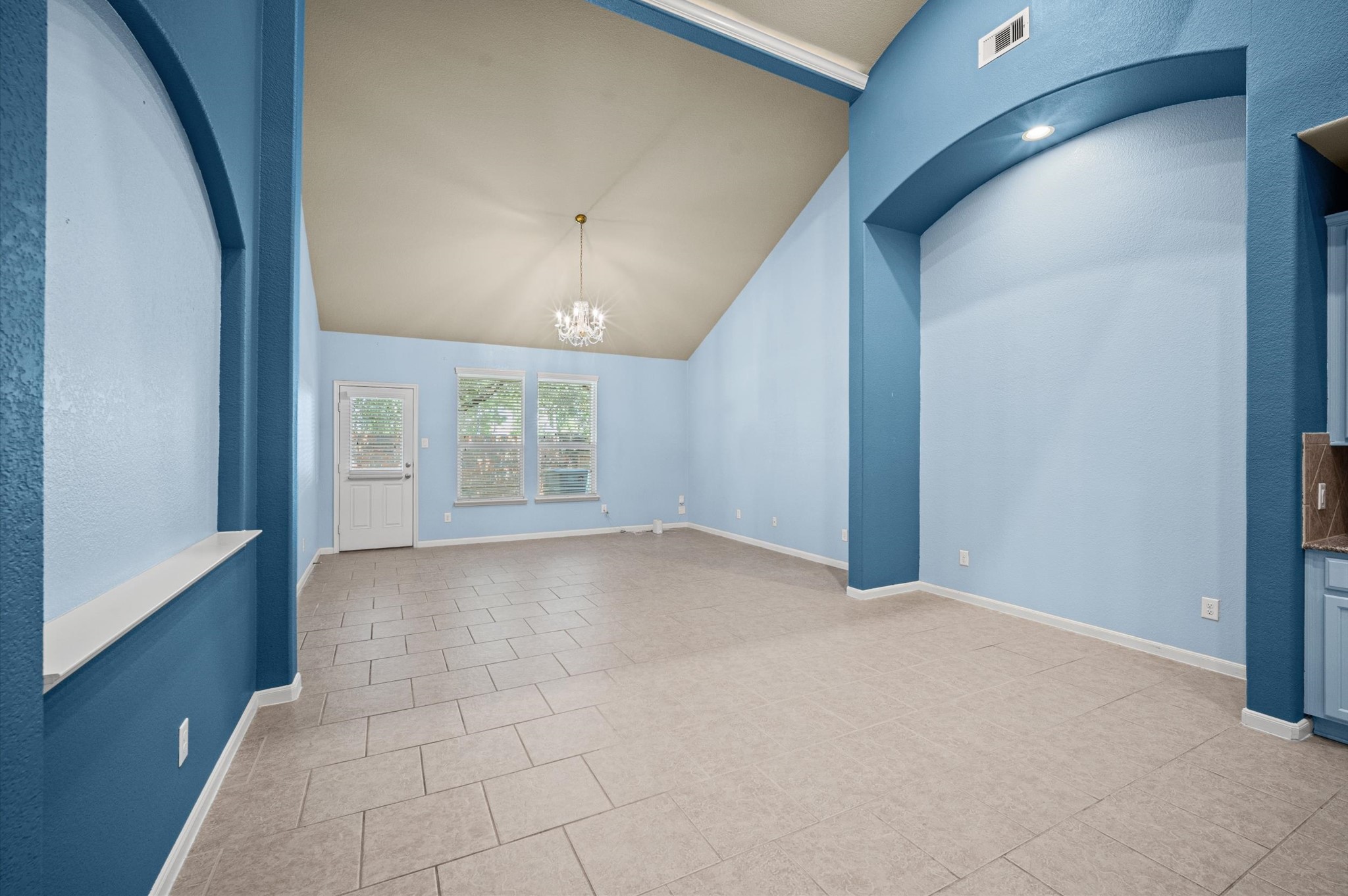 9714 Old Timber Lane Spring, TX 77379 - Photo 20 of 48 Gallery Image 20