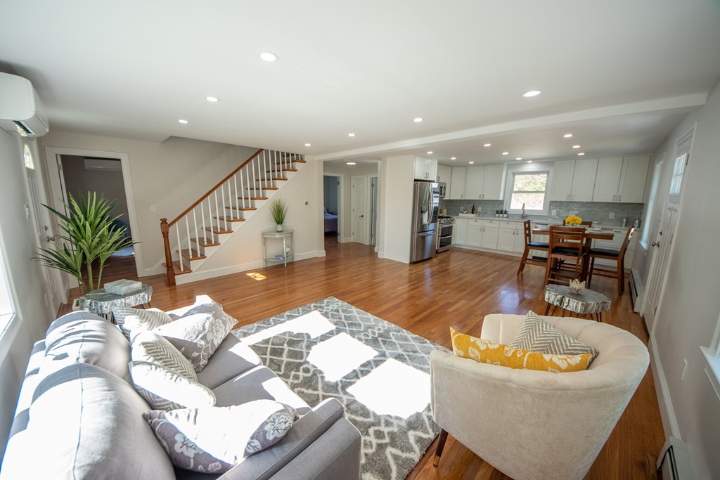 9 App Court Woburn, MA 01801 - Photo 14 of 38