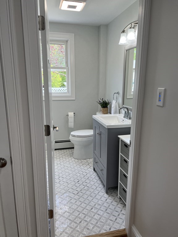 9 App Court Woburn, MA 01801 - Photo 19 of 38