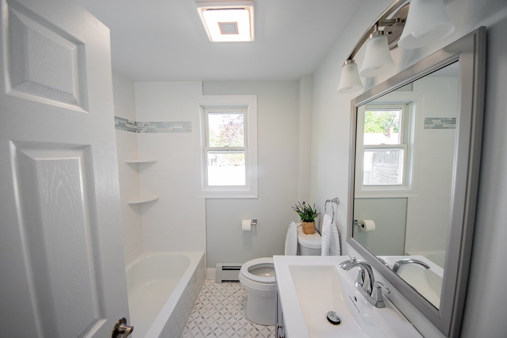 9 App Court Woburn, MA 01801 - Photo 20 of 38