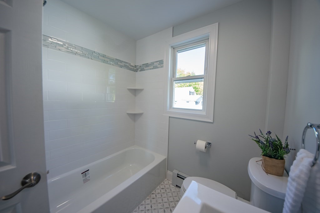 9 App Court Woburn, MA 01801 - Photo 21 of 38