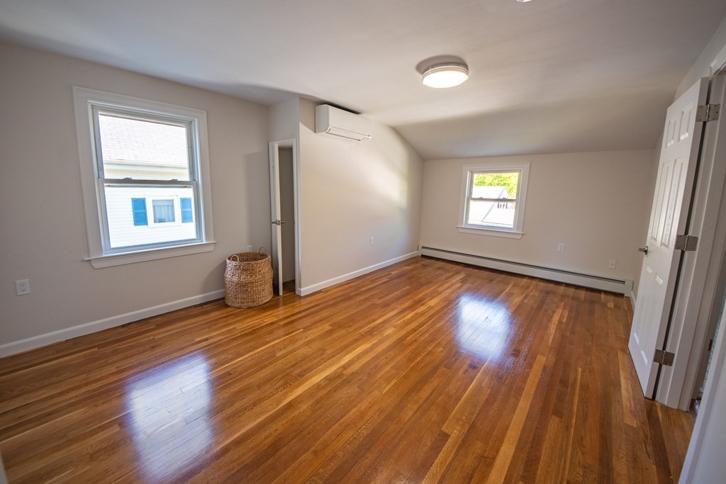 9 App Court Woburn, MA 01801 - Photo 24 of 38