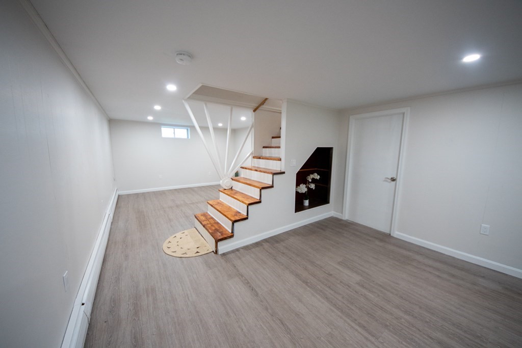 9 App Court Woburn, MA 01801 - Photo 29 of 38
