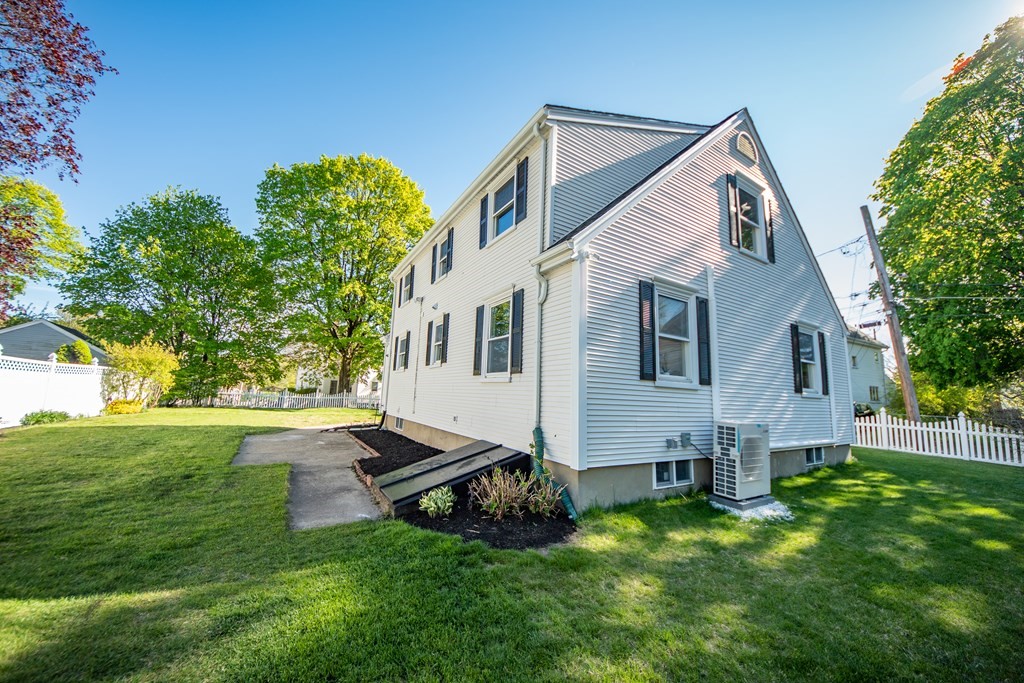 9 App Court Woburn, MA 01801 - Photo 37 of 38