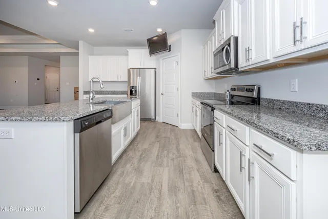 $2,500 | 1070 Brackish Place, Ocean Springs, MS 39564