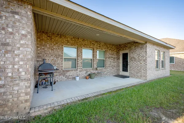 $2,500 | 1070 Brackish Place, Ocean Springs, MS 39564