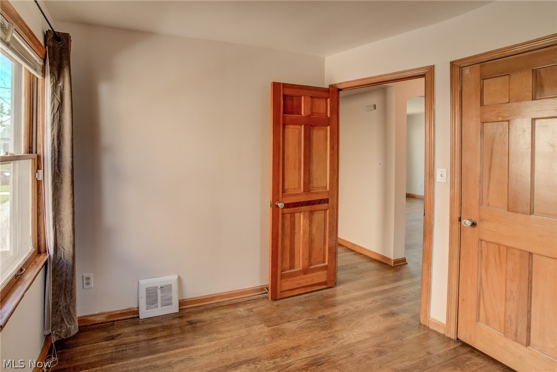 16320 Corkhill Road Maple Heights, OH 44137 - Photo 14 of 27