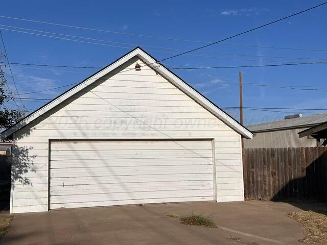 322 South Roland Street Spearman, TX 79081 - Photo 17 of 19 25