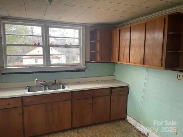 $59,900 | 510 Leslie Street, Chester, SC 29706