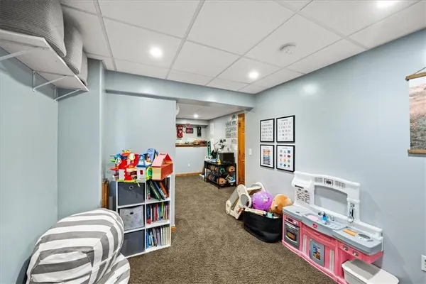 $415,000 | 803 Northwest Redbud Drive, Grain Valley, MO 64029