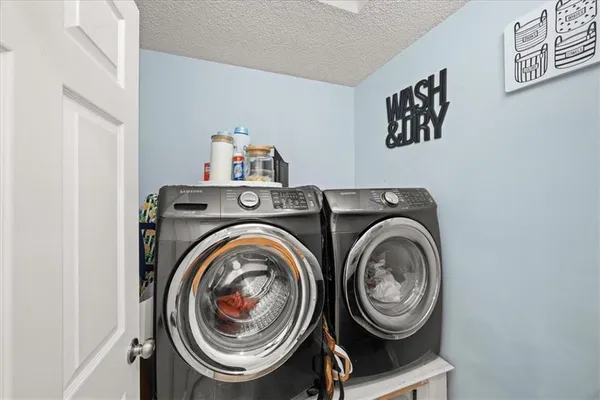 $415,000 | 803 Northwest Redbud Drive, Grain Valley, MO 64029