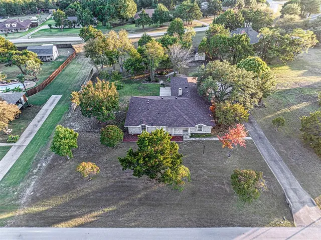 an aerial view of lake residential house with outdoor space