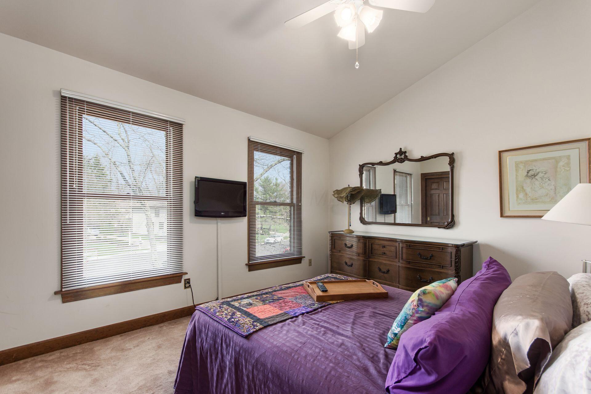 941 Robbins Way Columbus, OH 43085 - Photo 40 of 64 Bedroom #4
