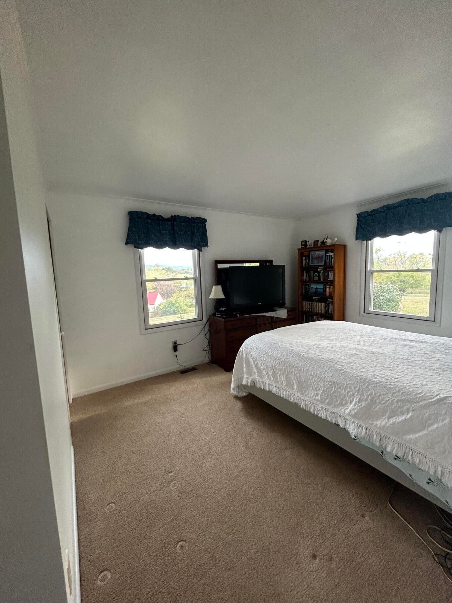 1797 Sweet Springs Valley Road Union, WV 24983 - Photo 47 of 82 Gallery Image 47