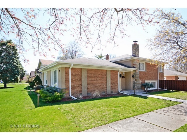 1344 Good Avenue Park Ridge, IL 60068 - Photo 15 of 17