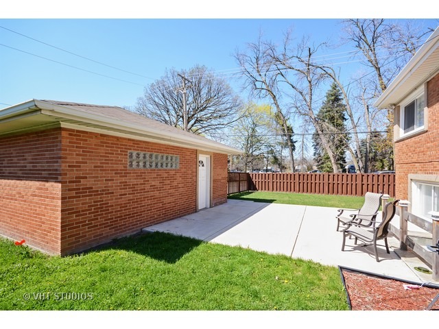 1344 Good Avenue Park Ridge, IL 60068 - Photo 16 of 17