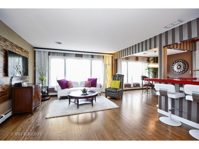 1344 Good Avenue Park Ridge, IL 60068 - Photo 4 of 17
