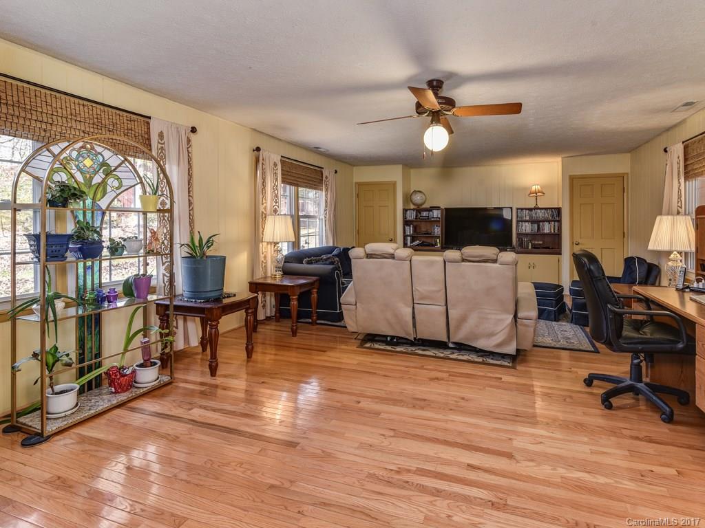 139 Springside Road Asheville, NC 28803 - Photo 12 of 23 Gallery Image 12