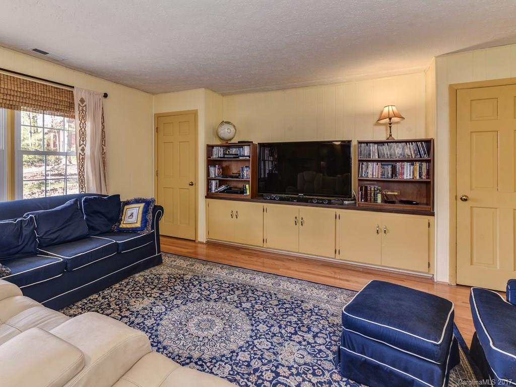 139 Springside Road Asheville, NC 28803 - Photo 13 of 23 Gallery Image 13