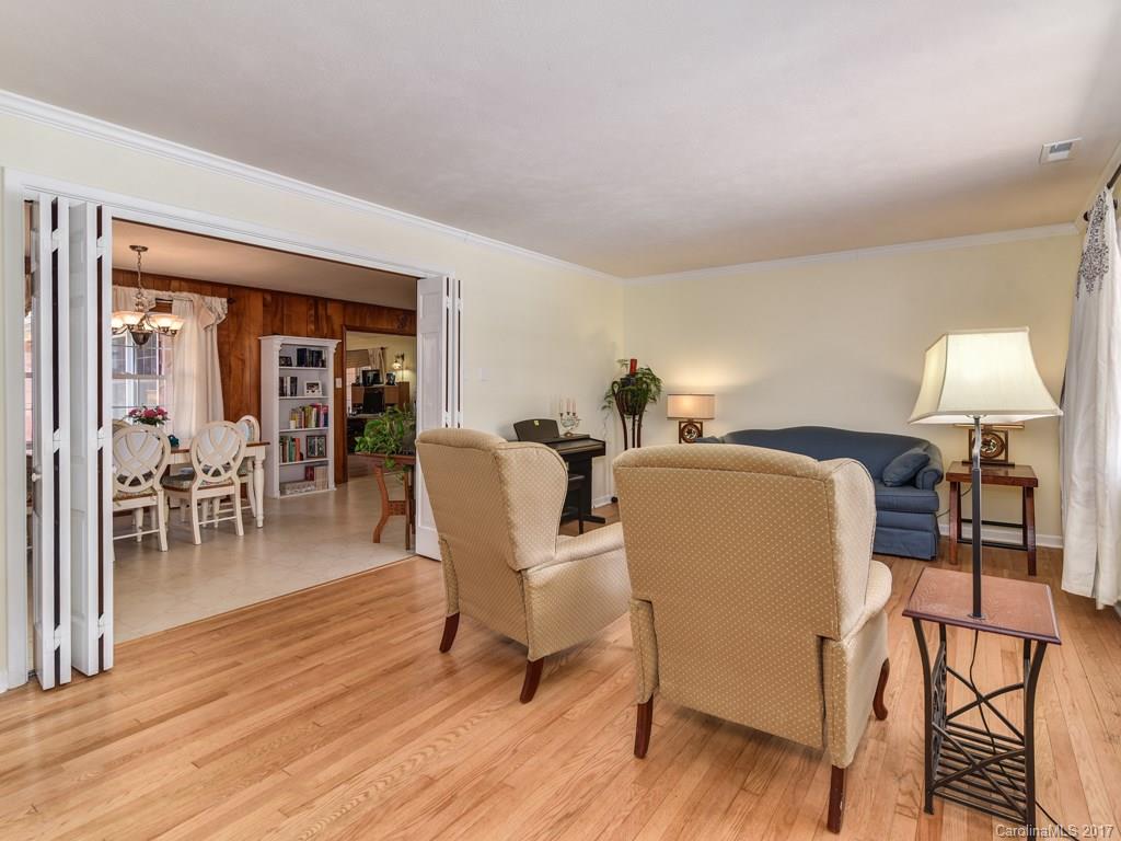 139 Springside Road Asheville, NC 28803 - Photo 4 of 23 Gallery Image 4