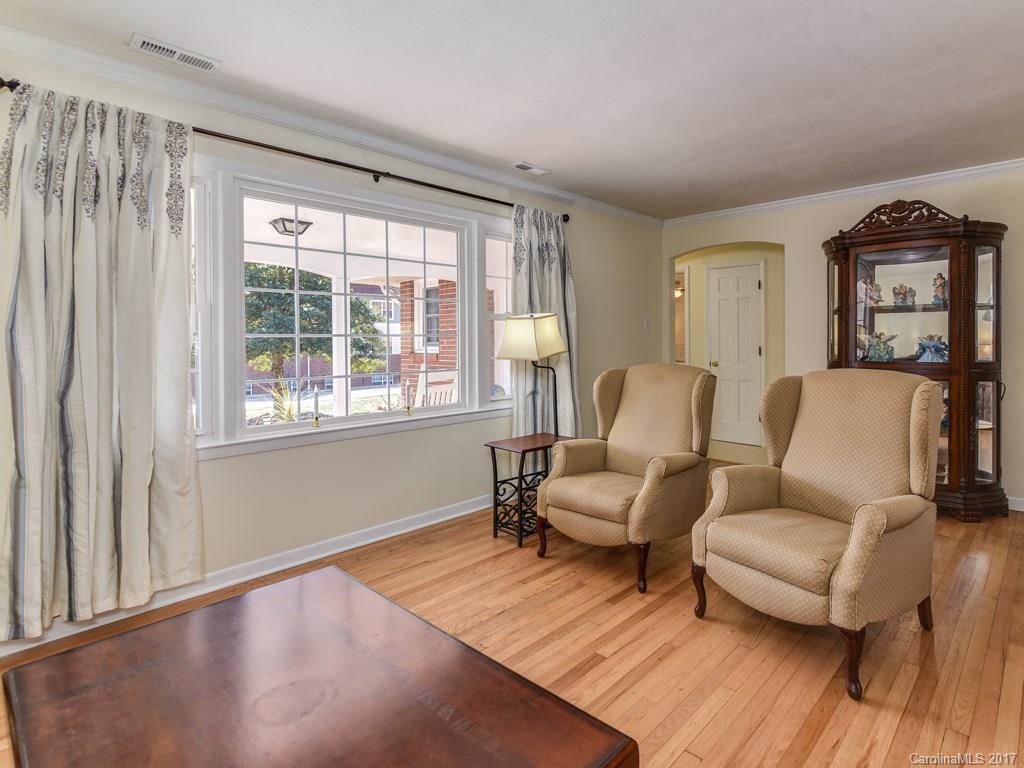 139 Springside Road Asheville, NC 28803 - Photo 5 of 23 Gallery Image 5