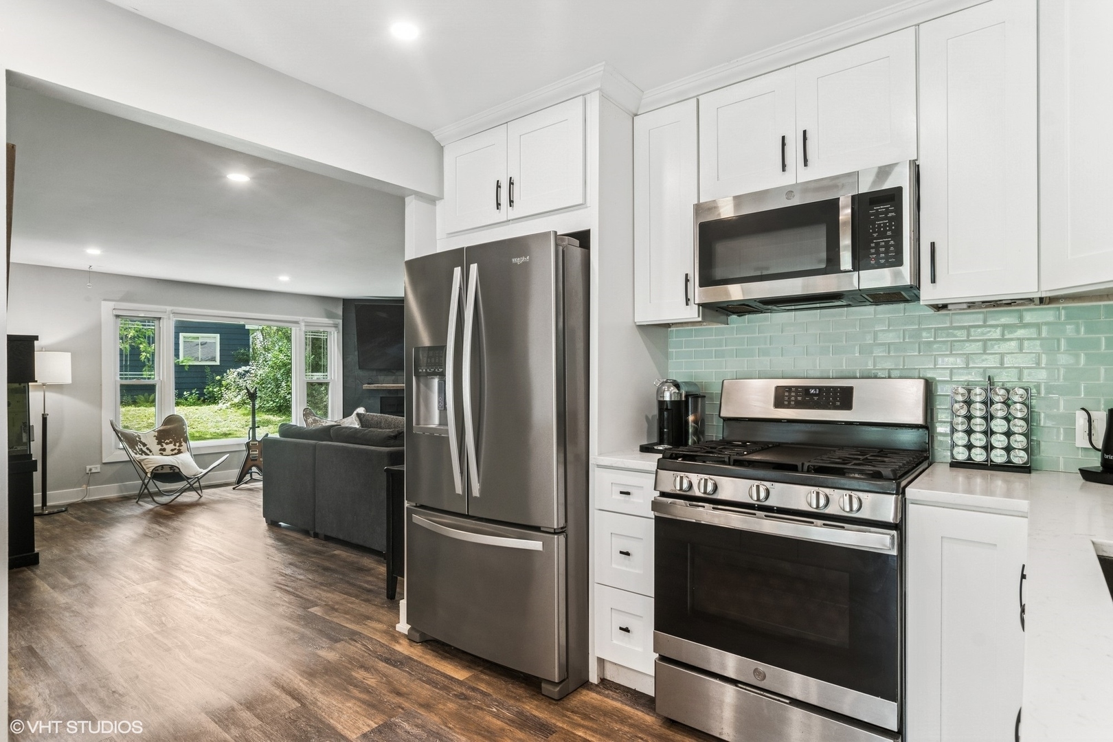 10 Rugby Road Lake Zurich, IL 60047 - Photo 9 of 21 Gallery Image 9