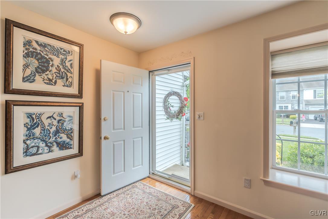 4180 Ross Road Bethlehem, PA 18020 - Photo 3 of 29