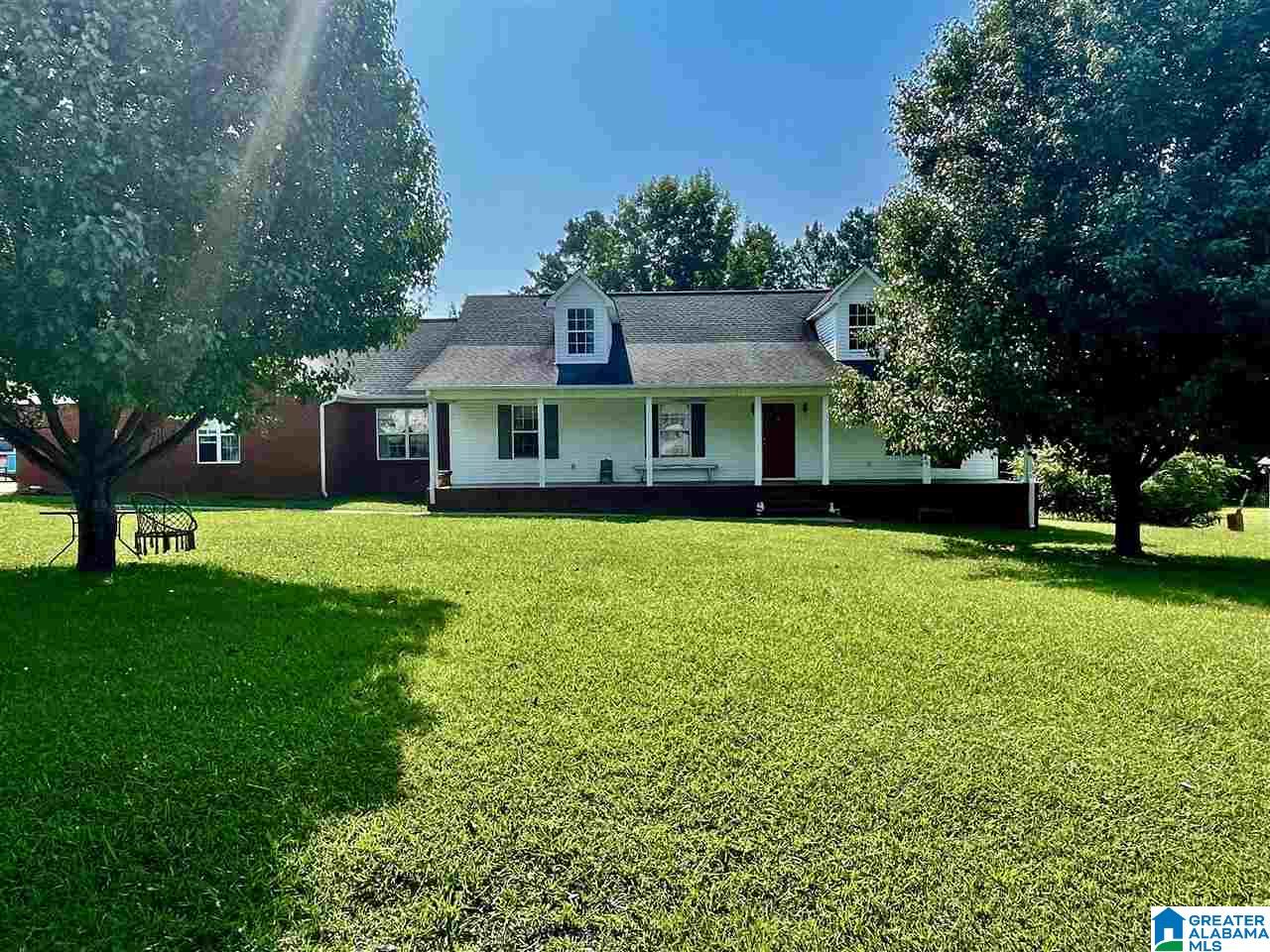 300 Pleasant Valley Circle Hayden, AL 35079 - Photo 1 of 46