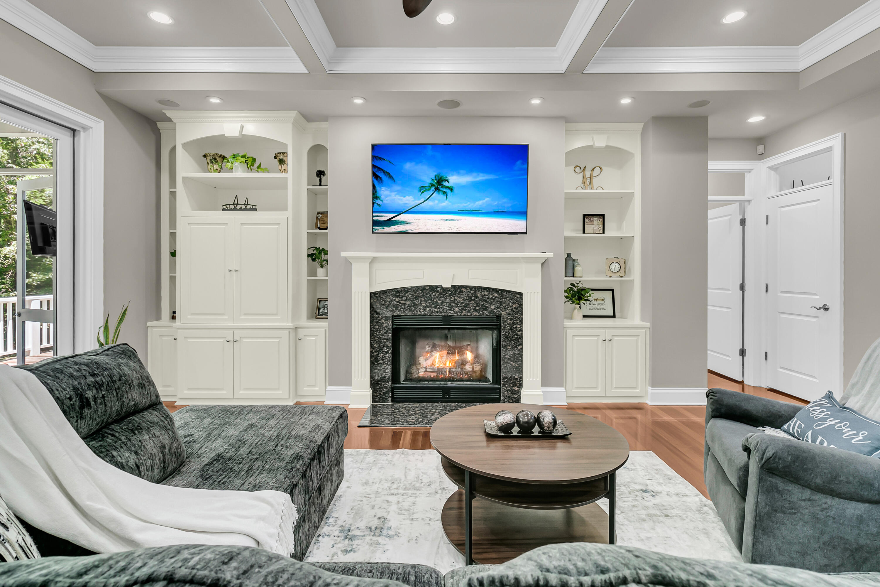 103 Satling Court Ridgeville, SC 29472 - Photo 28 of 64 Custom Built-ins