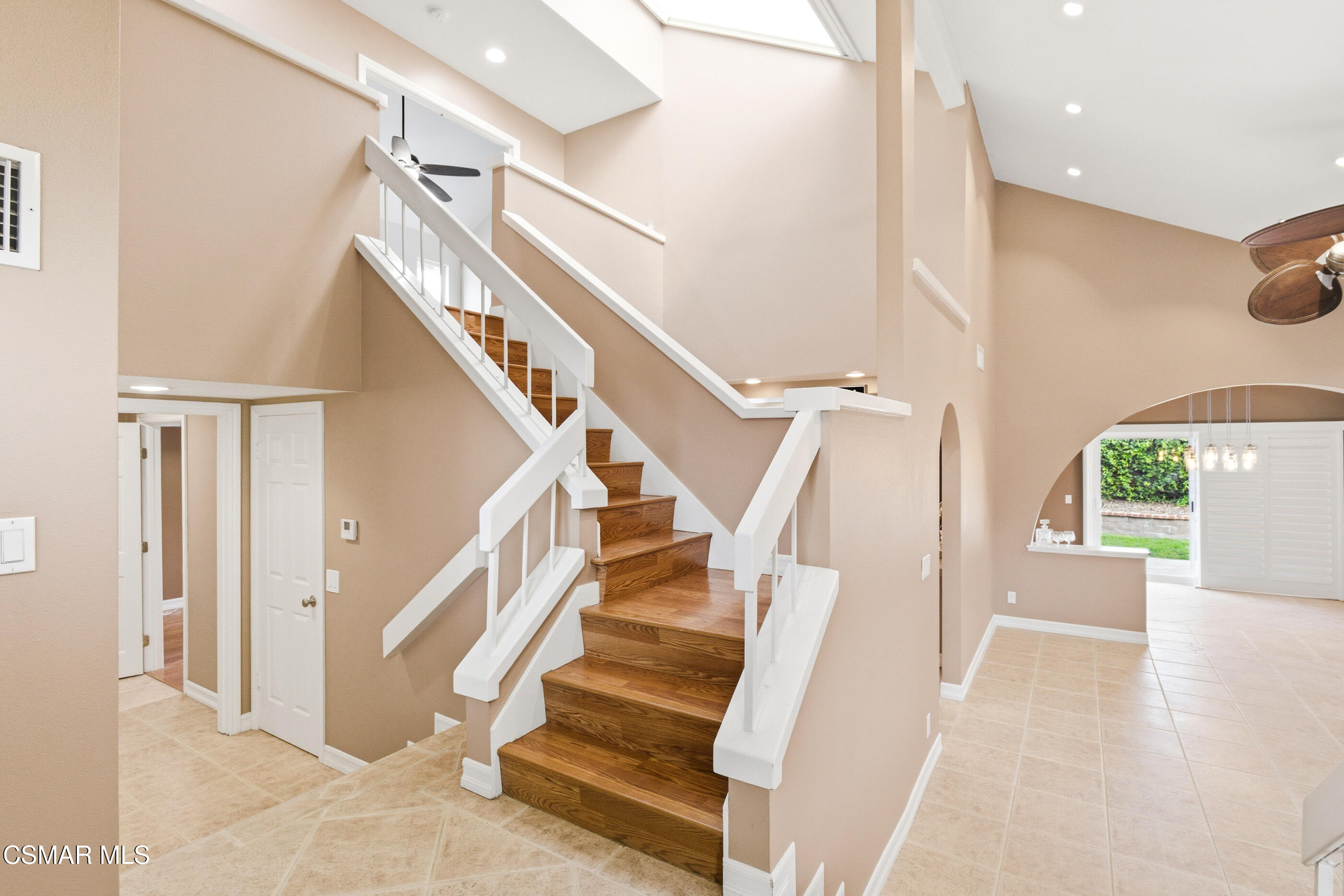 2058 Coleman Court Simi Valley, CA 93063 - Photo 28 of 60 2058 Coleman Ct Simi Valley-27