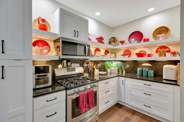 $1,400,000 | 1075 Barfield Street, Daniel Island, SC 29492