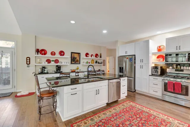 $1,400,000 | 1075 Barfield Street, Daniel Island, SC 29492