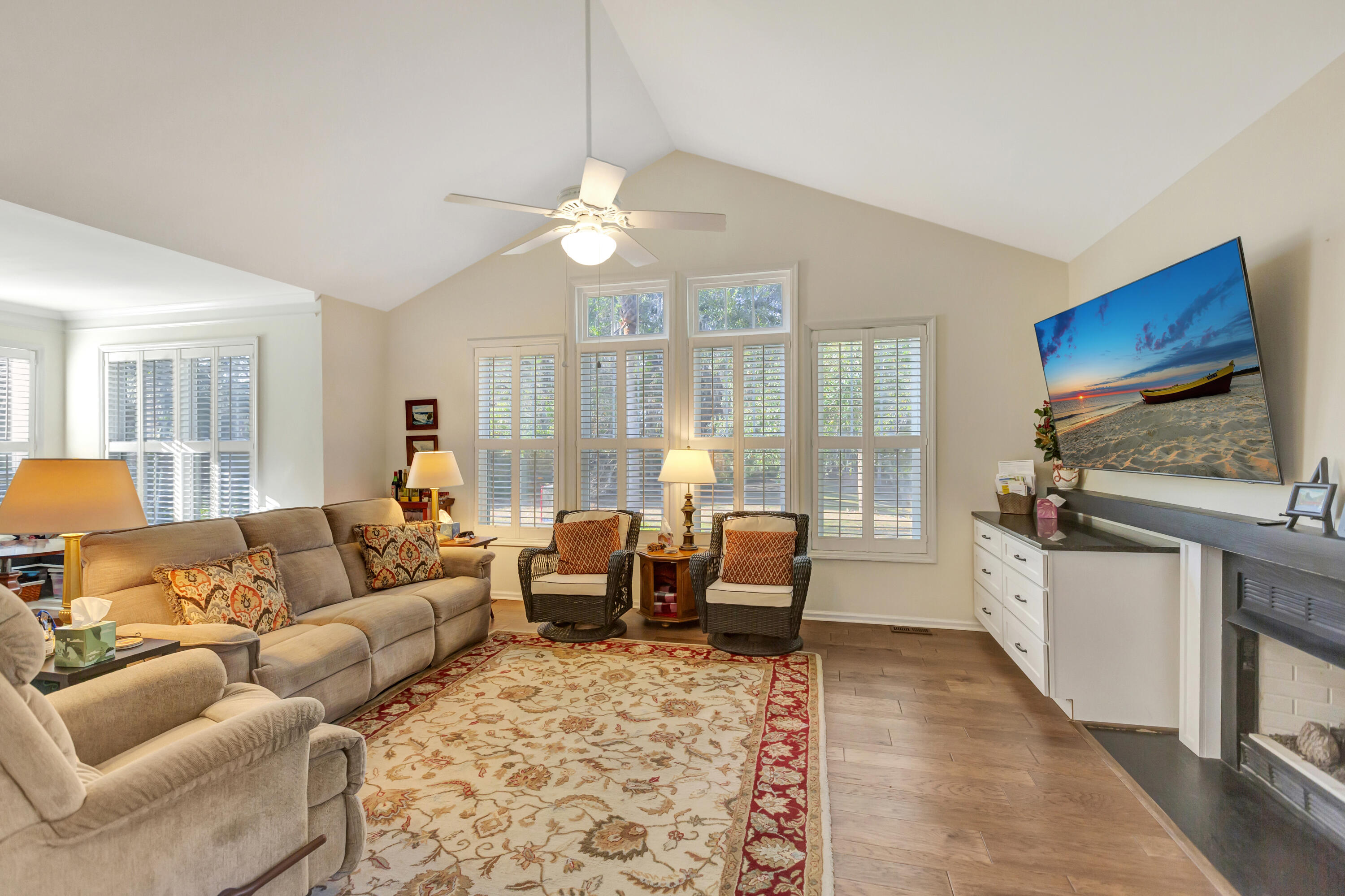 1075 Barfield Street Daniel Island, SC 29492 - Photo 19 of 54 296A2680