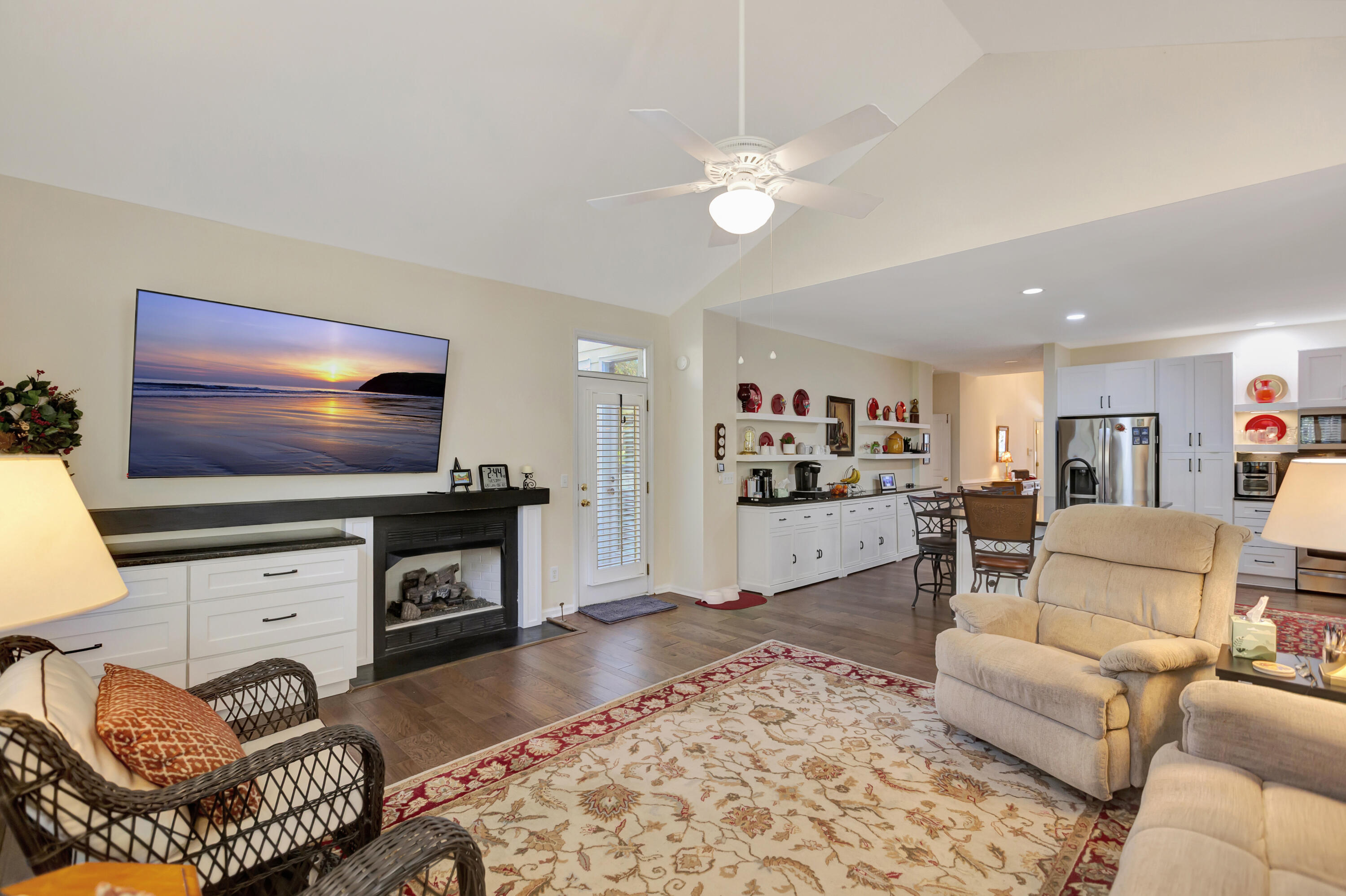 1075 Barfield Street Daniel Island, SC 29492 - Photo 20 of 50 296A2683