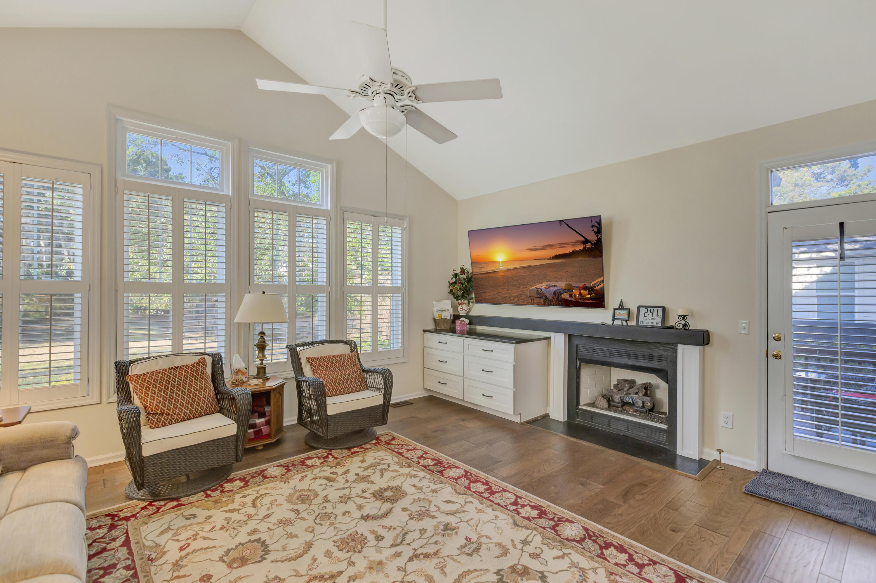 1075 Barfield Street Daniel Island, SC 29492 - Photo 20 of 54 296A2671