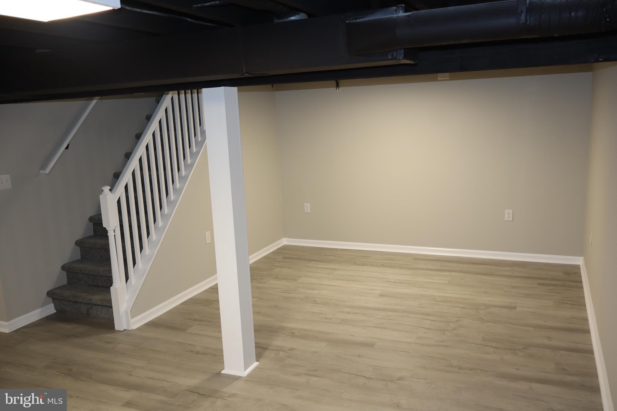 496 Big Oak Road Bridgeton, NJ 08302 - Photo 25 of 31 a view of a hallway with wooden floor and entryway