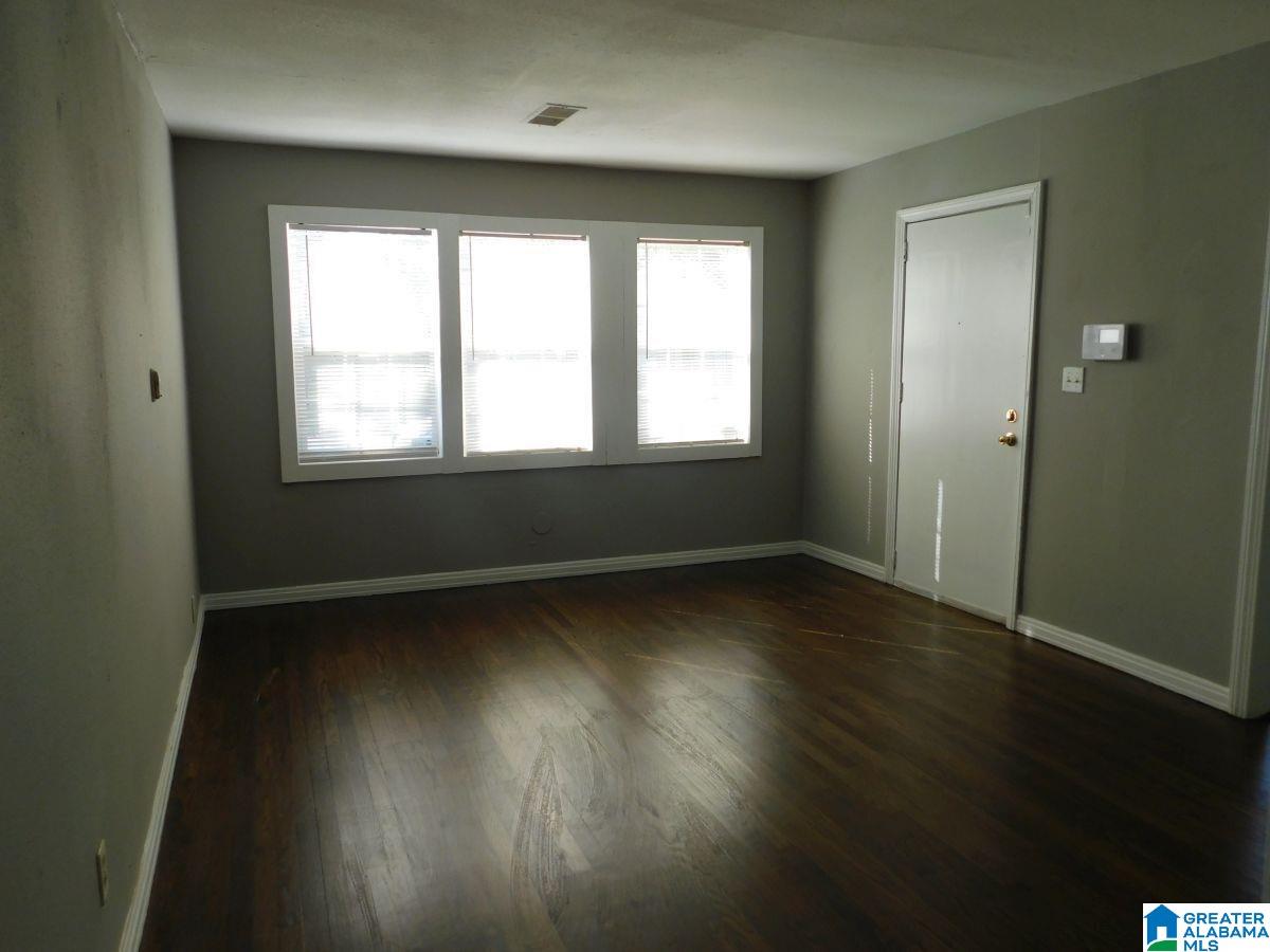 1233 15th Way Southwest Birmingham, AL 35211 - Photo 2 of 9