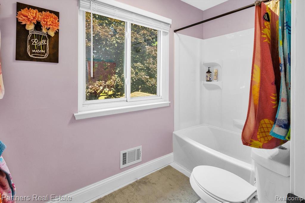 22630 Sheridan Road Novi, MI 48375 - Photo 23 of 46