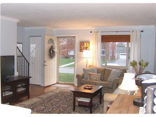 1884 Kentwell Road, Unit 1884 Columbus, OH 43221 - Photo 5 of 25