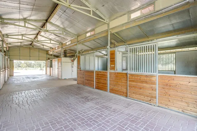 $5,995,000 | 555 Sunset Trail, Millsap, TX 76066