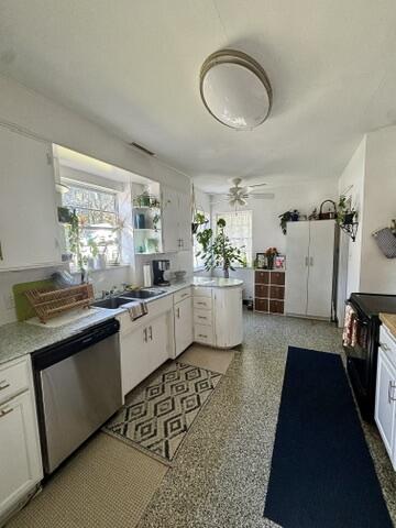 359 Howle Avenue Charleston, SC 29412 - Photo 14 of 30 E48B1BE1-A60F-4AE8-A59A-F286C8525FF1_4_5