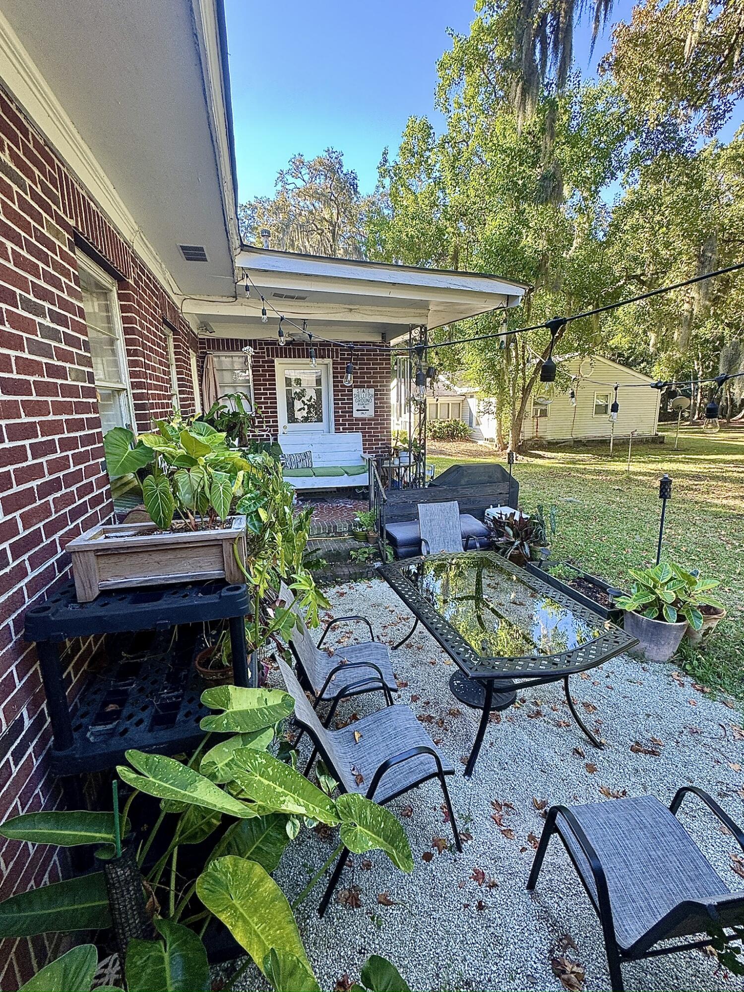 359 Howle Avenue Charleston, SC 29412 - Photo 25 of 30 21B2A98A-F0D6-41EB-82BA-2715726341FE_1_1