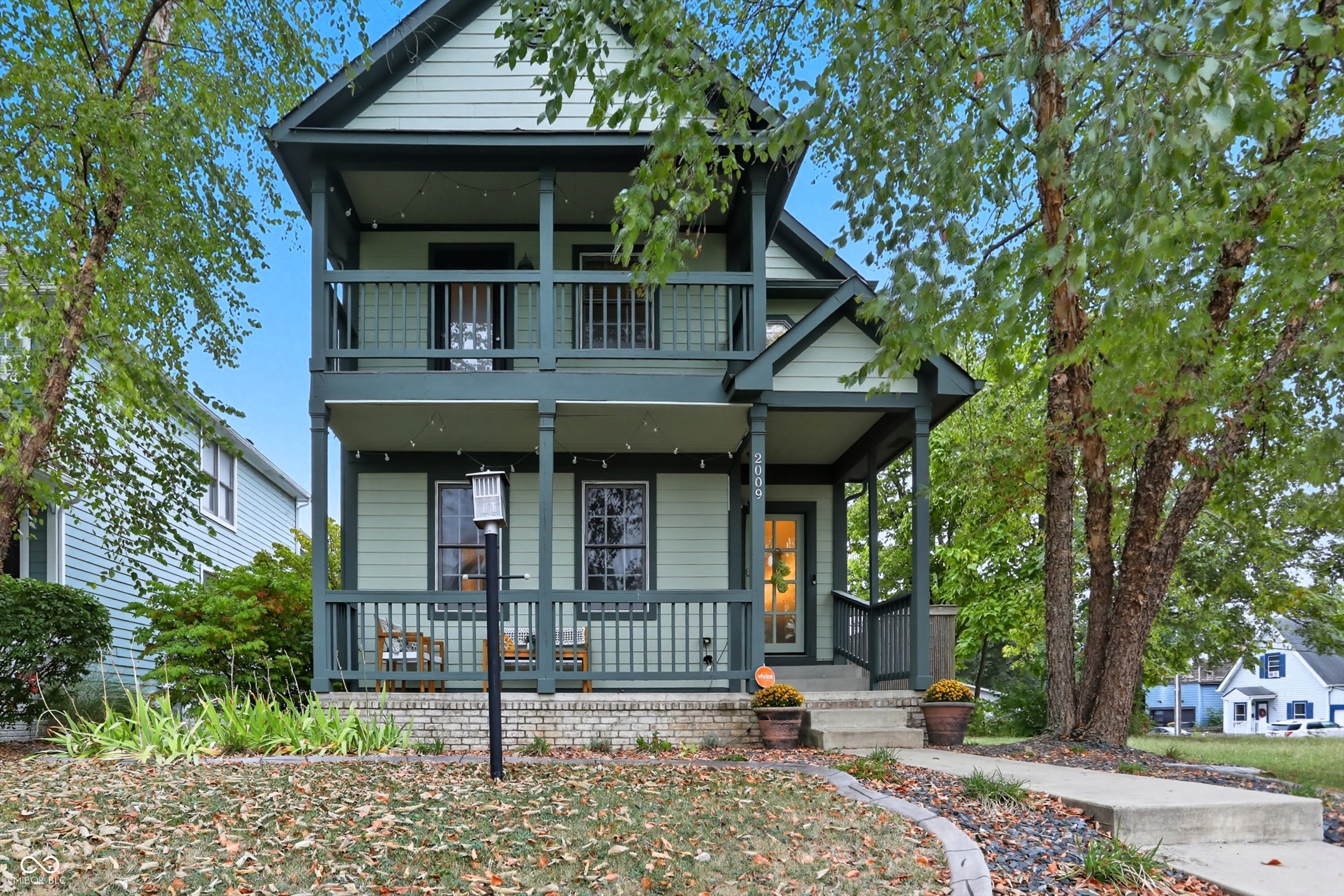 2009 Ruckle Street Indianapolis, IN 46202 - Photo 1 of 95