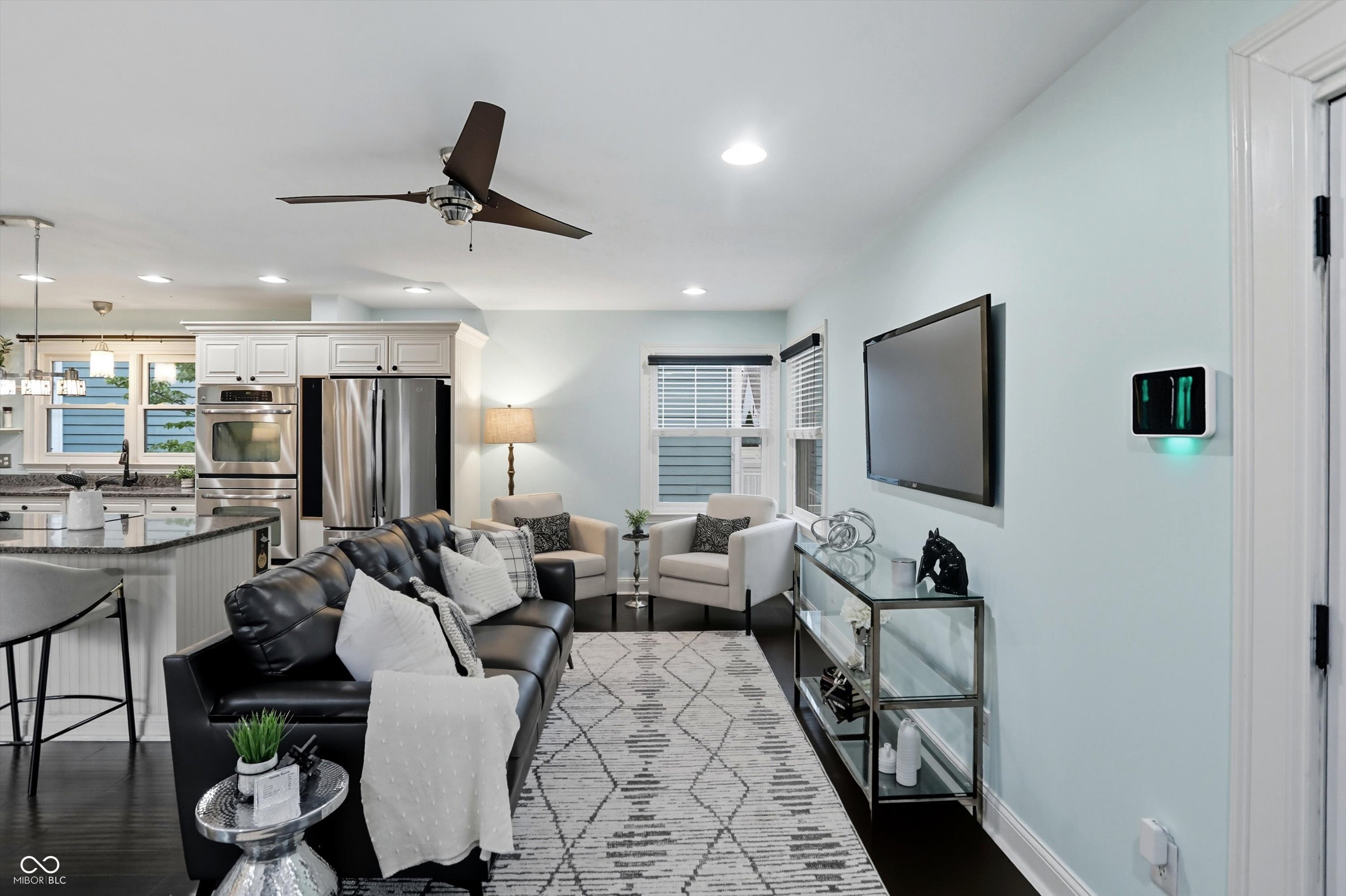 2009 Ruckle Street Indianapolis, IN 46202 - Photo 18 of 95