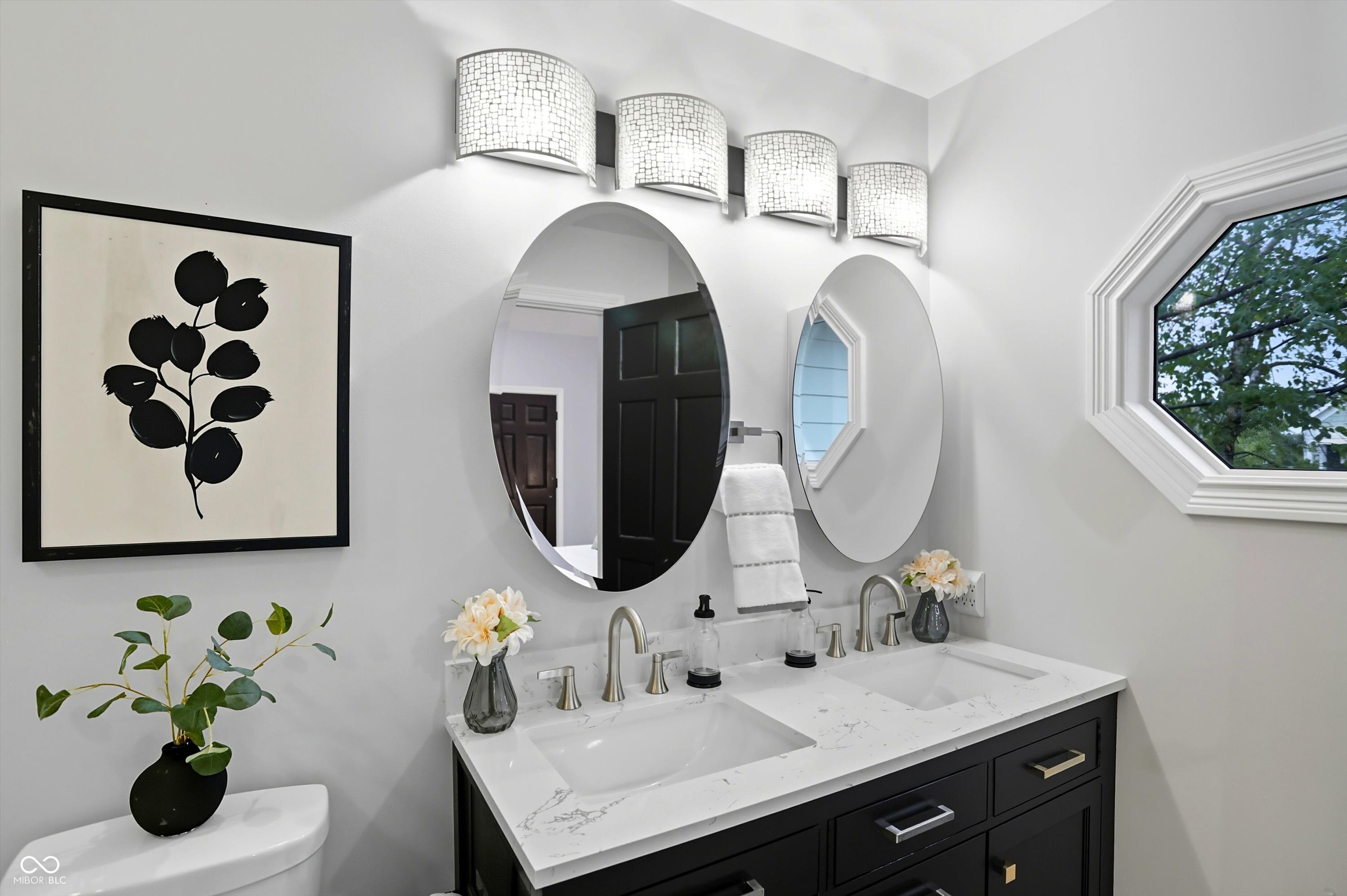 2009 Ruckle Street Indianapolis, IN 46202 - Photo 49 of 95