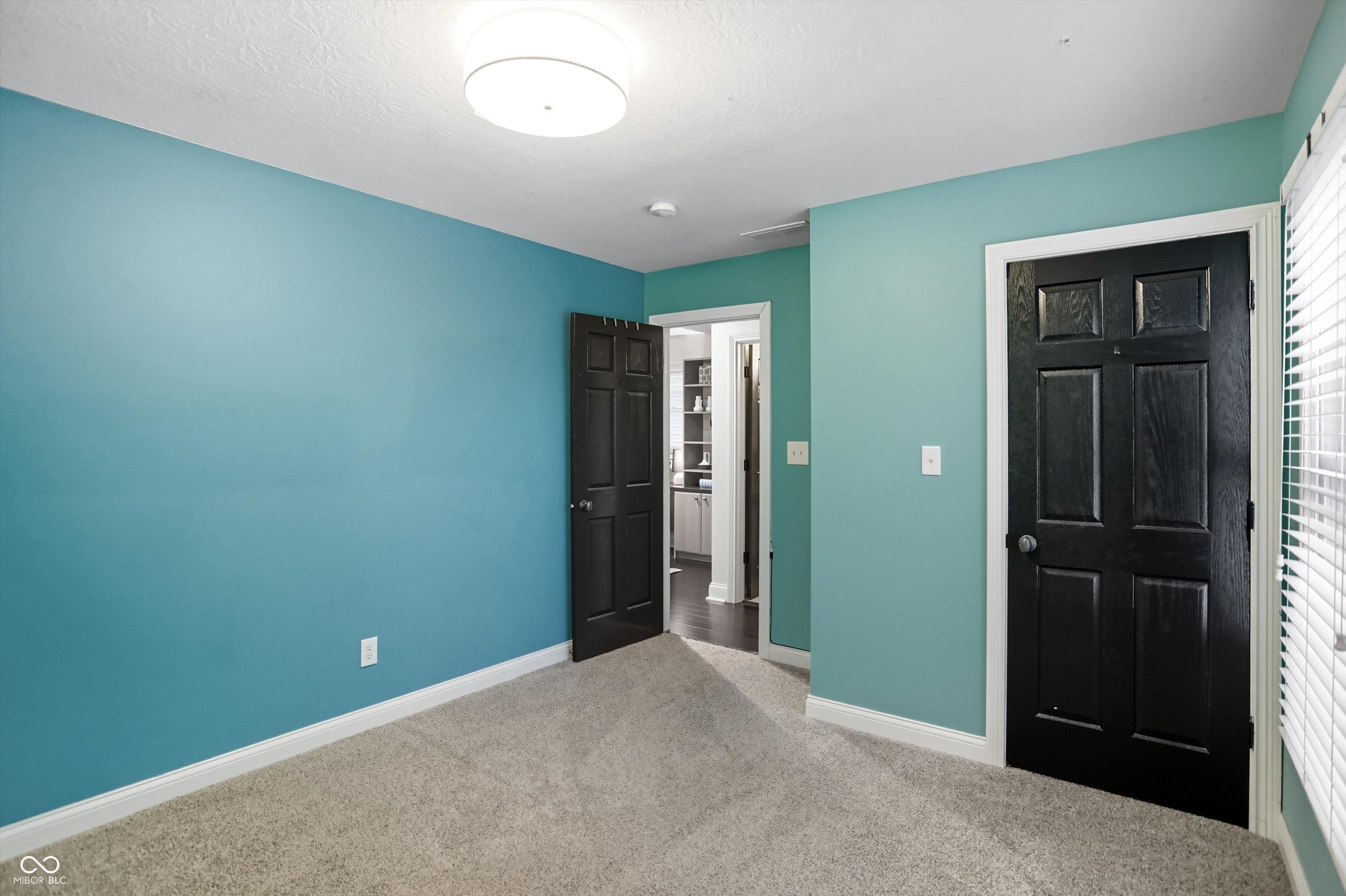 2009 Ruckle Street Indianapolis, IN 46202 - Photo 59 of 95