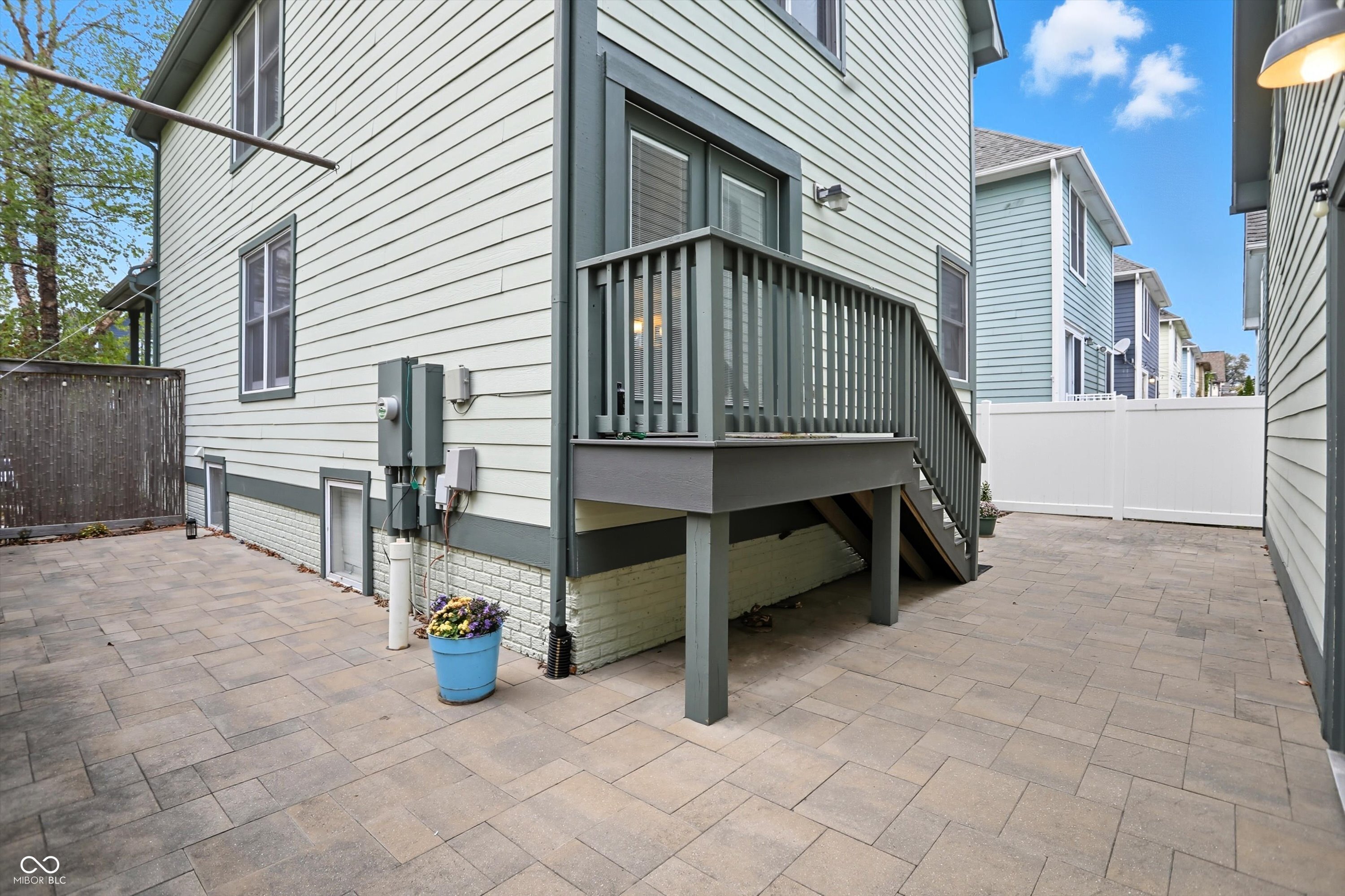 2009 Ruckle Street Indianapolis, IN 46202 - Photo 83 of 95