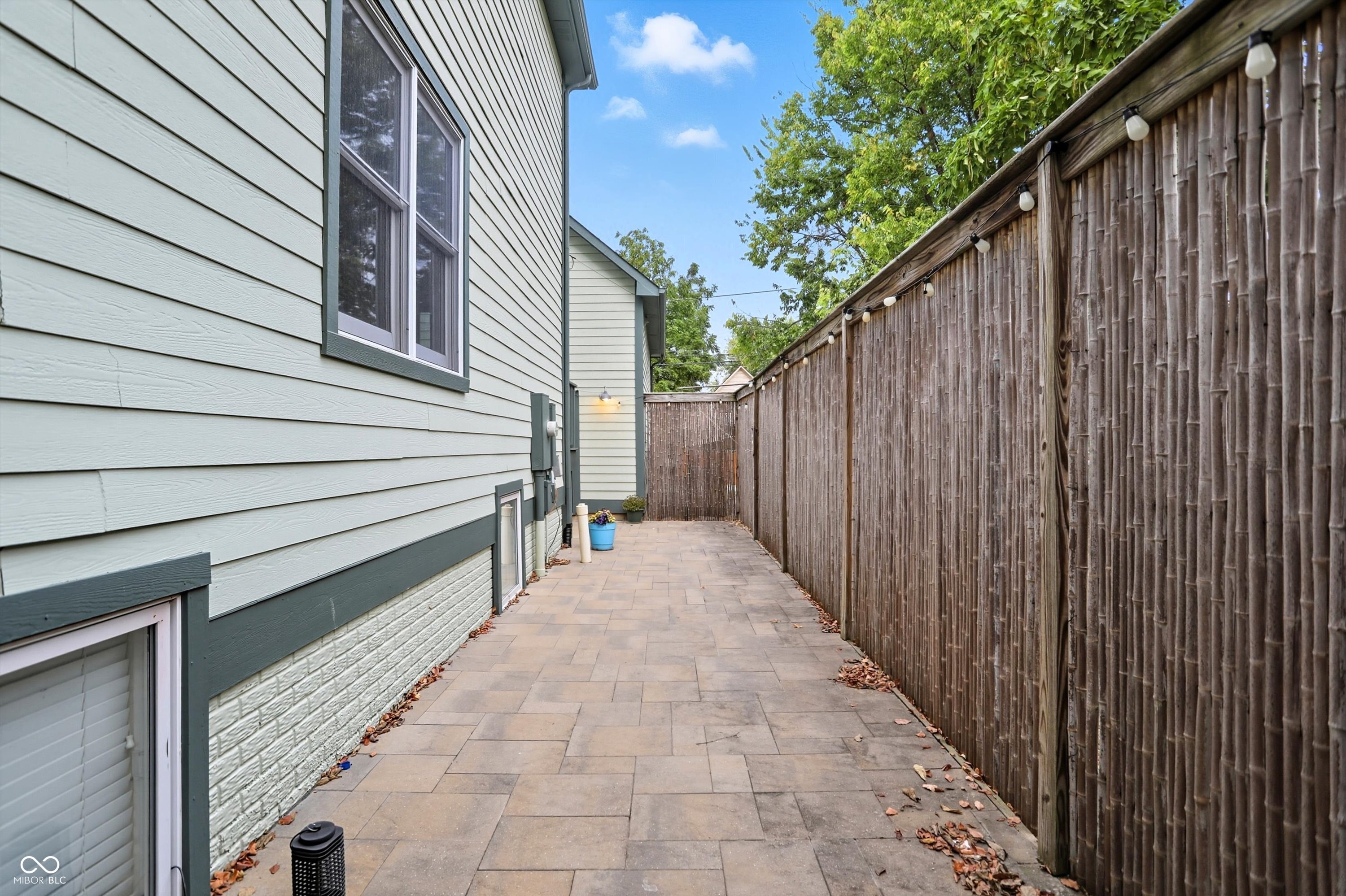 2009 Ruckle Street Indianapolis, IN 46202 - Photo 85 of 95